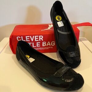 Puma Zandy Black flats Size 9